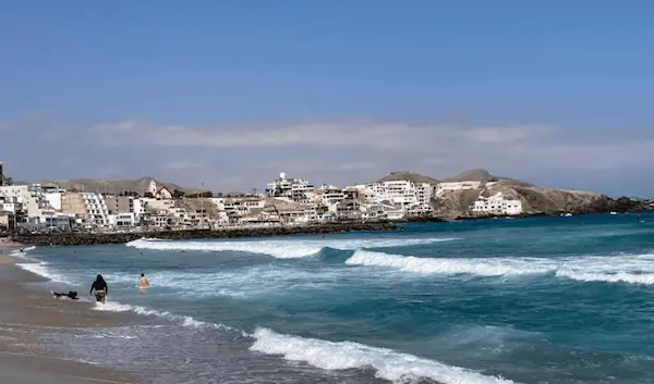 San Bartolo playa ideal para familias