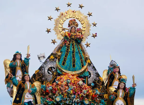 Historia y significado de la Fiesta de la Virgen de la Candelaria en Puno
