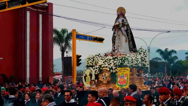 Santa Rosa de Lima festividades del Peru