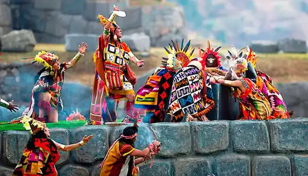 festividades del Perú que son clave para entender su identidad cultural